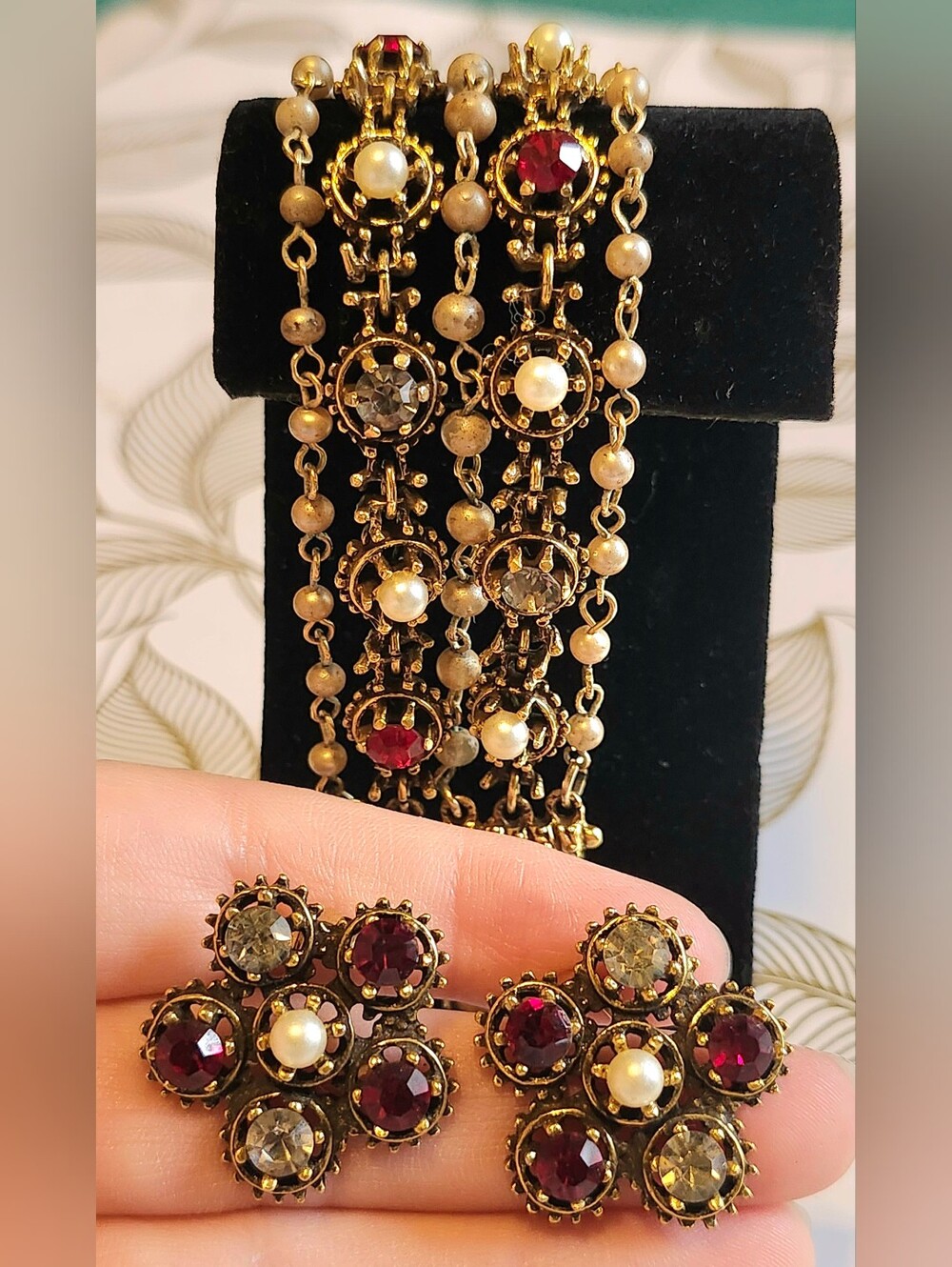 Vintage 1950s Rhinestone & Faux Pearl Cluster Earrings & Bracelet - Picture 1 of 10